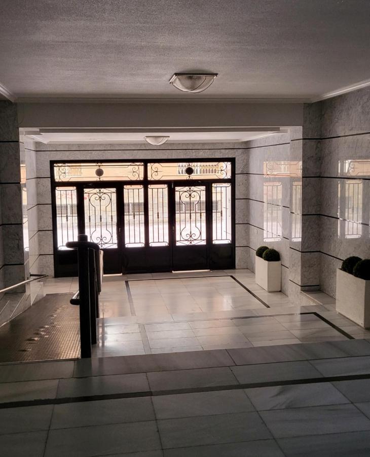 Apartament Alexandro'S Daire Torrevieja Dış mekan fotoğraf