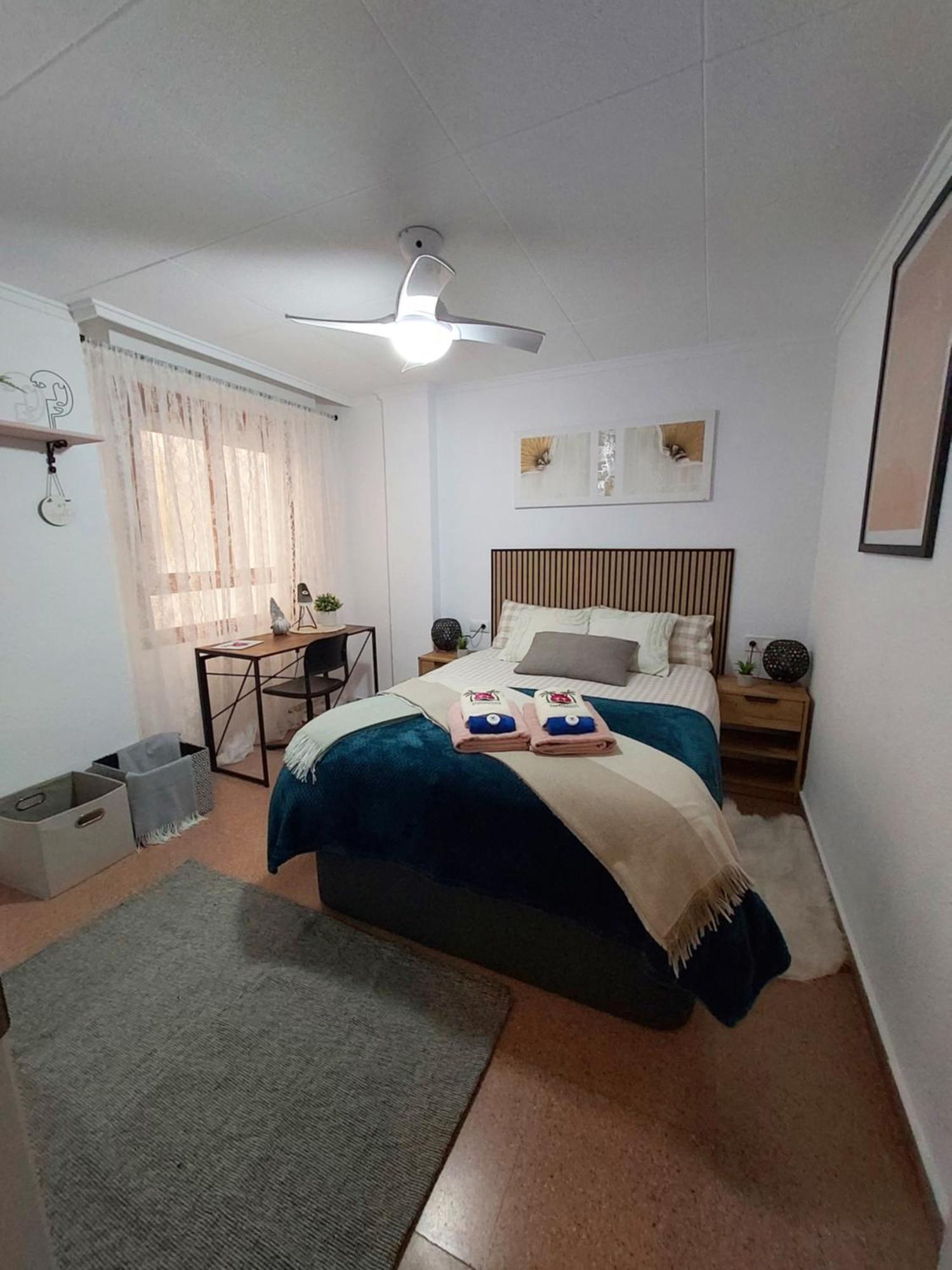 Apartament Alexandro'S Daire Torrevieja Dış mekan fotoğraf